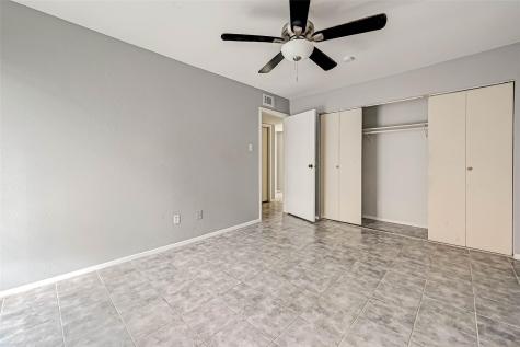 13480 S Thorntree Drive 508 Houston TX 77015