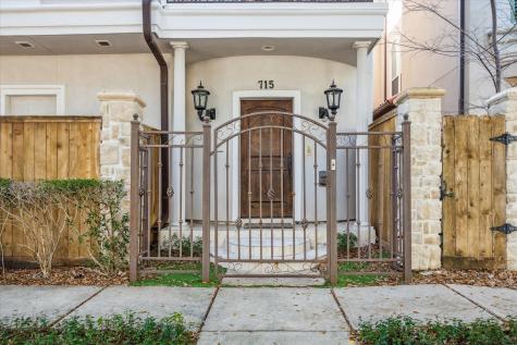 715 Welch Street Houston TX 77006