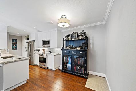1818 Augusta Drive 6 Houston TX 77057