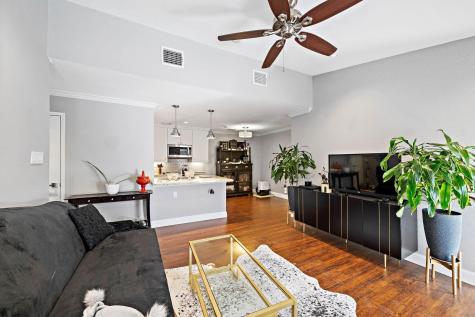 1818 Augusta Drive 6 Houston TX 77057