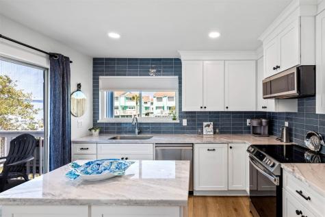 201 Jean Lafitte Cove Galveston TX 77554