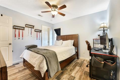 4011 Nasa Road 1 Parkway 512 El Lago TX 77586