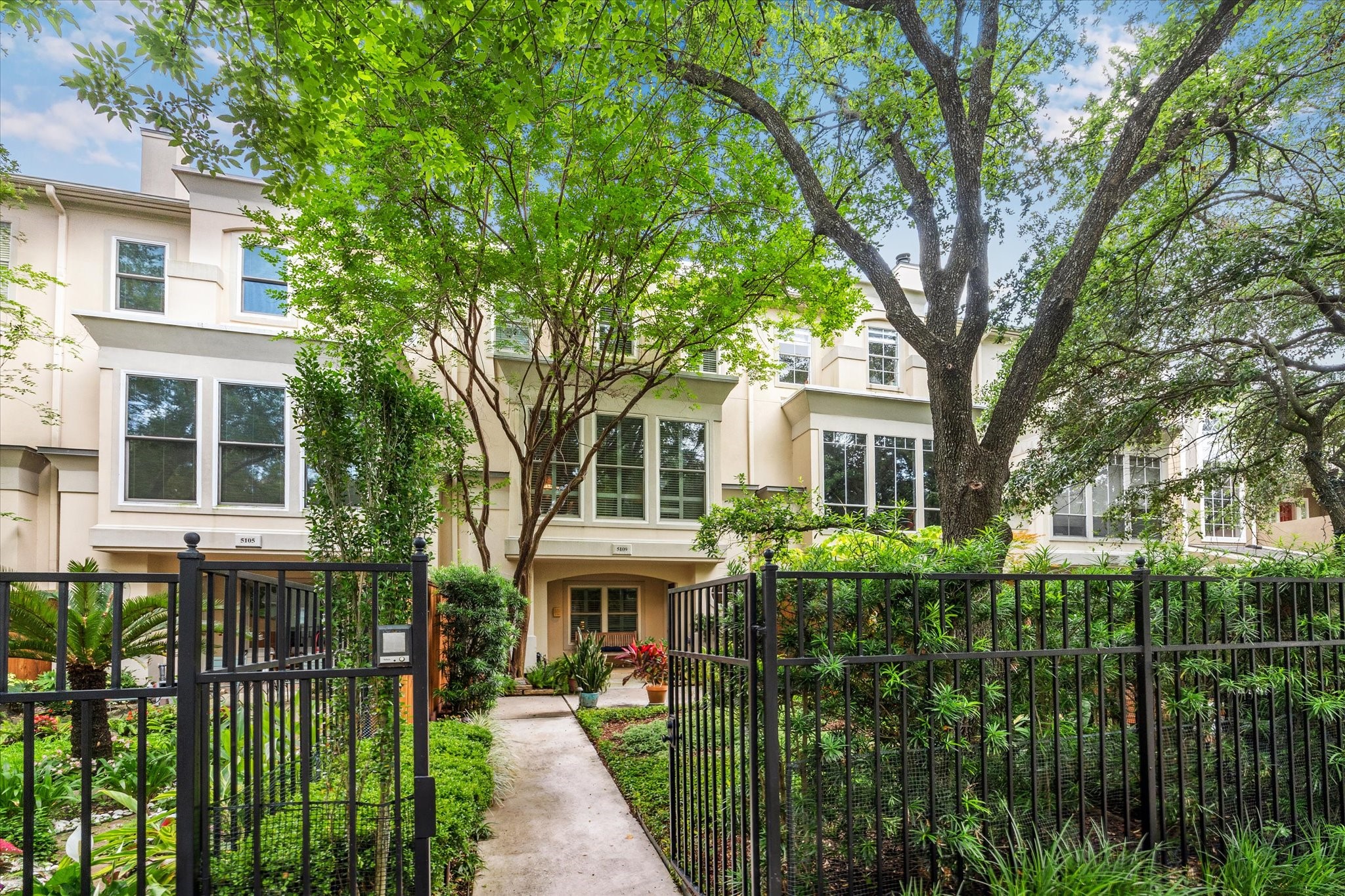 5109 Feagan Street Houston TX 77007