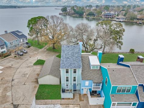 1427 Bowsprit Point Willis TX 77318