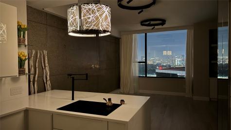 14 Greenway Plaza 19m Houston TX 77046