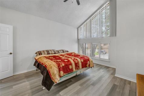 5611 Saint Paul Street Bellaire TX 77401