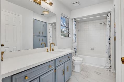 5611 Saint Paul Street Bellaire TX 77401