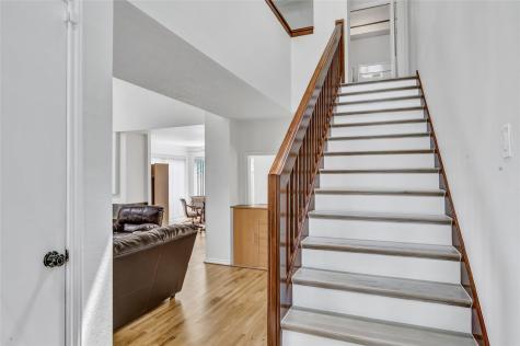 5611 Saint Paul Street Bellaire TX 77401