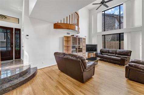 5611 Saint Paul Street Bellaire TX 77401