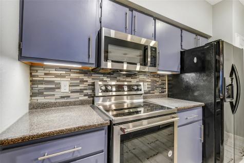 4001 Tanglewilde Street 1402 Houston TX 77063