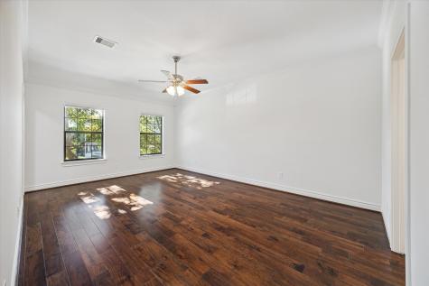 9026 Lakes At 610 Drive Houston TX 77054