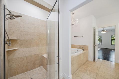 9026 Lakes At 610 Drive Houston TX 77054