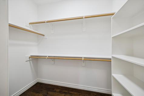 9026 Lakes At 610 Drive Houston TX 77054