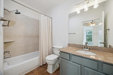 9026 Lakes At 610 Drive Houston TX 77054