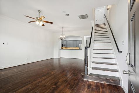 9026 Lakes At 610 Drive Houston TX 77054