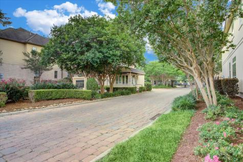 9026 Lakes At 610 Drive Houston TX 77054