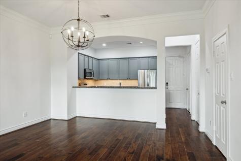 9026 Lakes At 610 Drive Houston TX 77054