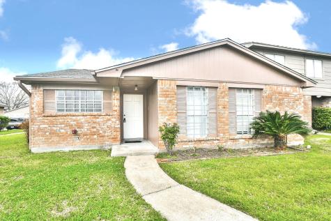 13050 Clarewood Drive Houston TX 77072
