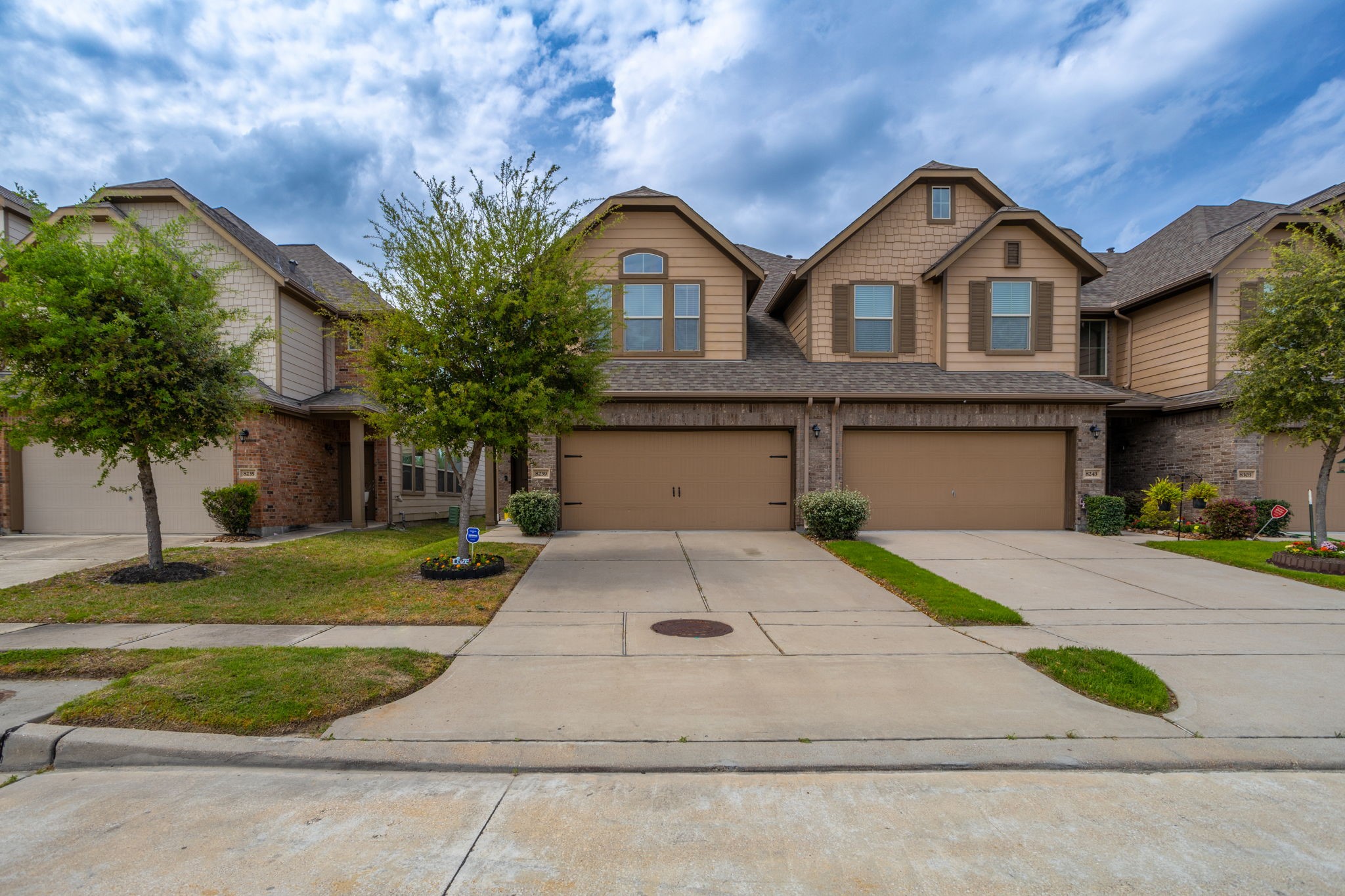 8239 Hawthorn Valley Lane Houston TX 77095