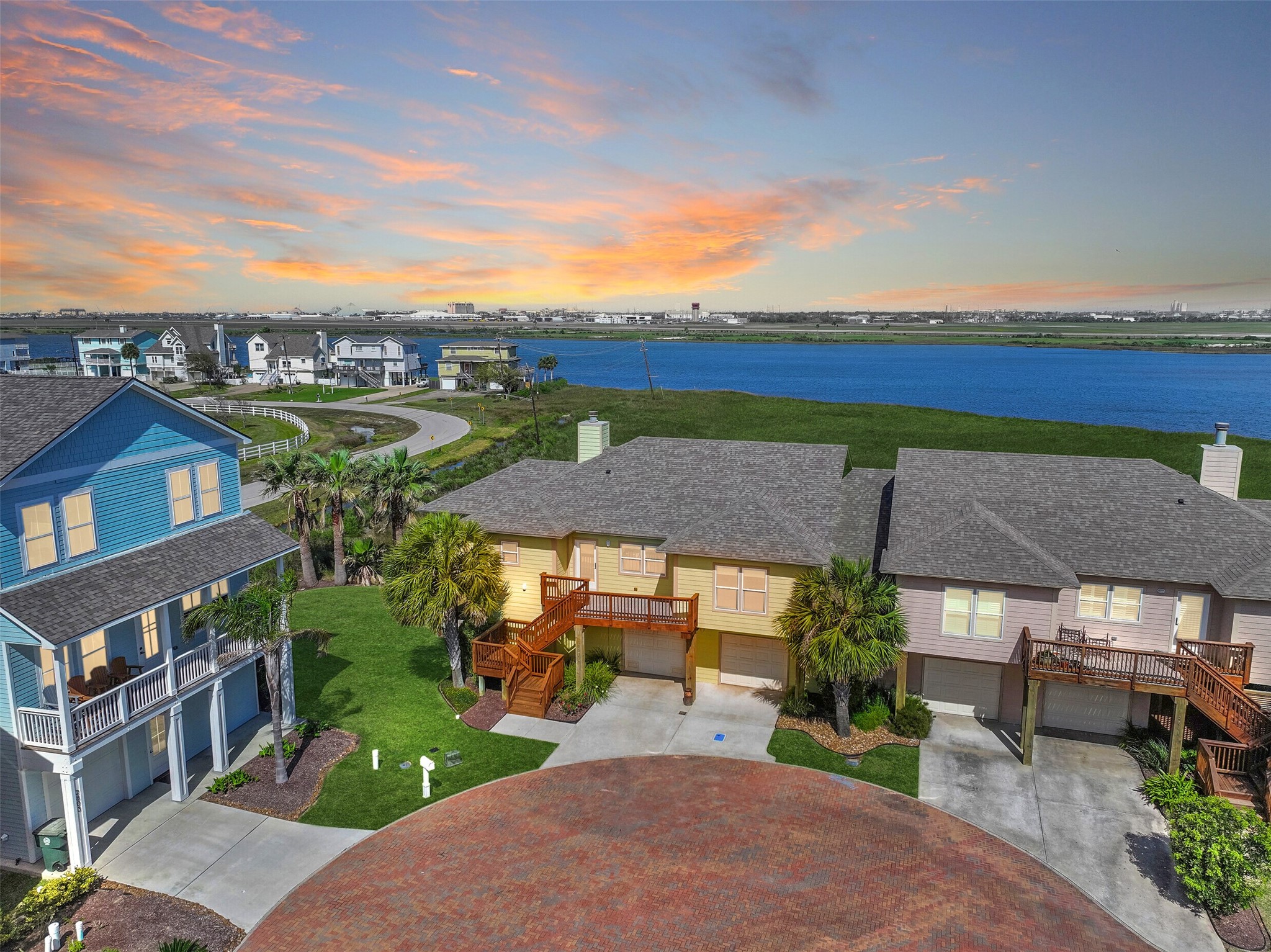 2807 Izamal Court Galveston TX 77554