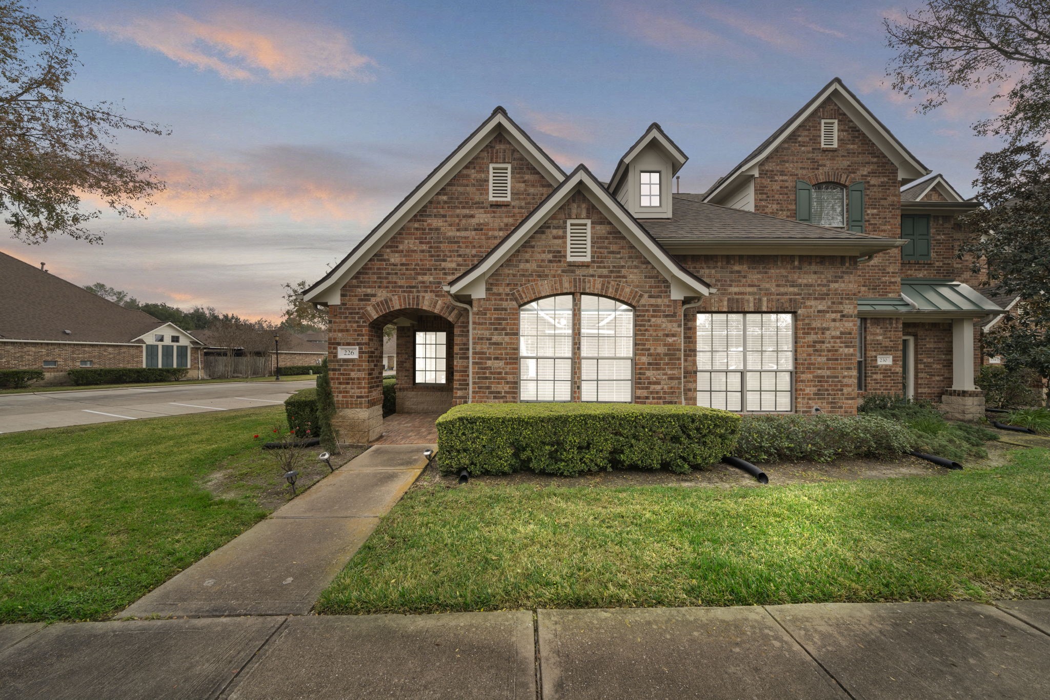 226 Whispering Ridge Terrace Houston TX 77094