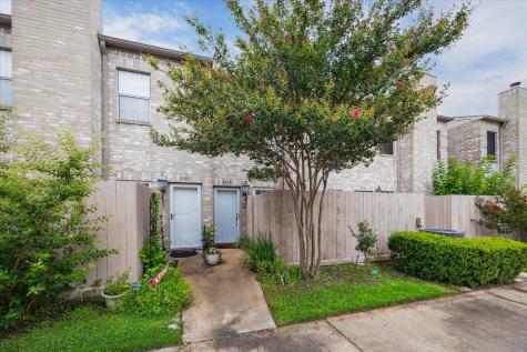 2898 Holly Hall Street 2898 Houston TX 77054
