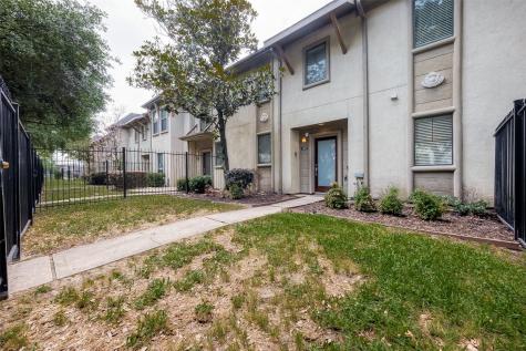 3406 Street Emanuel Street Houston TX 77004