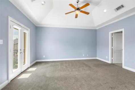 53 Versante Court Houston TX 77070