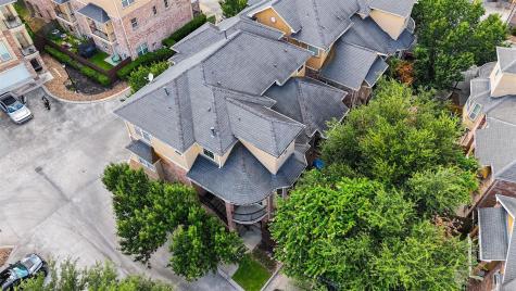 53 Versante Court Houston TX 77070