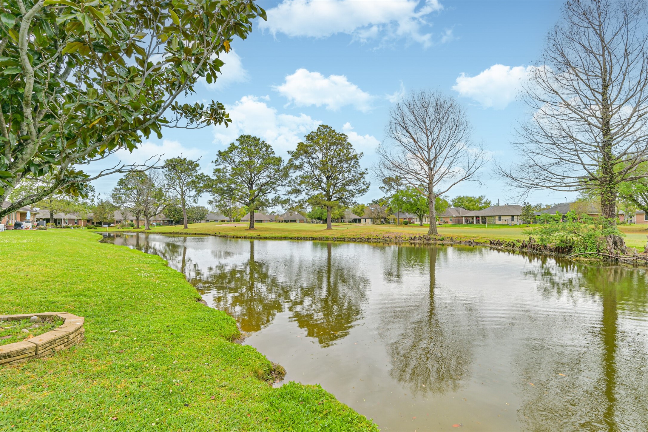 831 Woodfern Glen Lane Pearland TX 77584