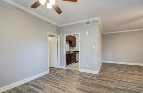 9707 Richmond Avenue 11 Houston TX 77042