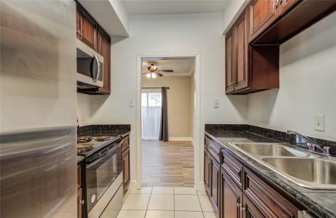 9707 Richmond Avenue 11 Houston TX 77042