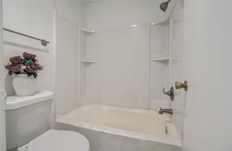 9707 Richmond Avenue 11 Houston TX 77042