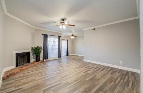 9707 Richmond Avenue 11 Houston TX 77042