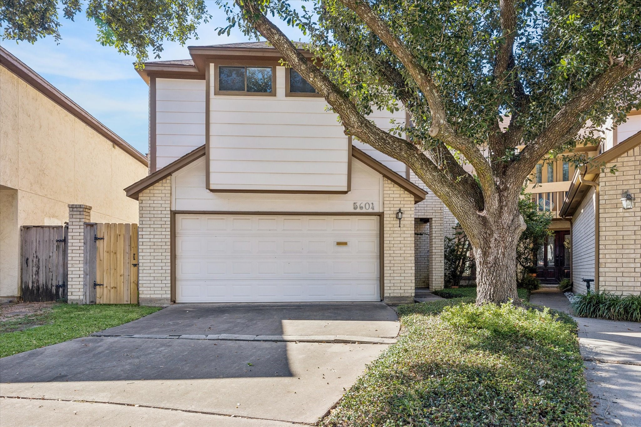 5604 Saint Paul Street Bellaire TX 77401