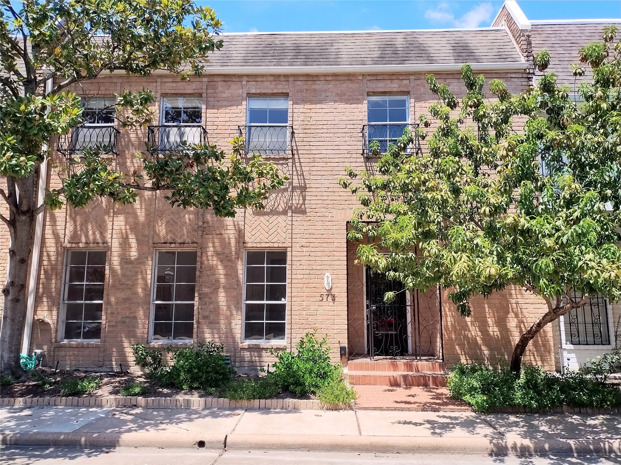 573 Trianon Street Houston TX 77024