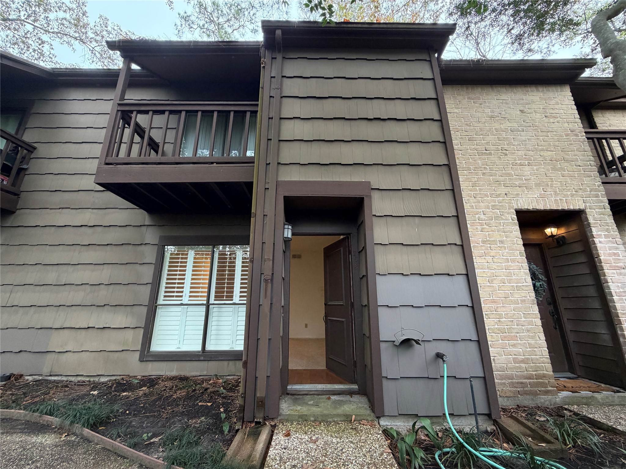 11711 Memorial Drive 203 Houston TX 77024
