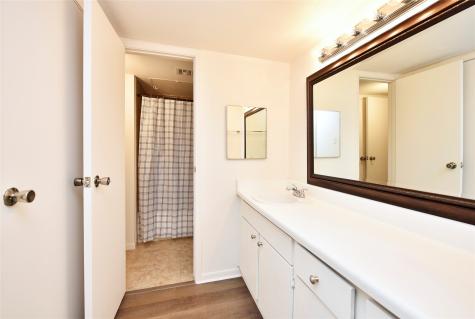 3035 Walnut Bend Lane 15 Houston TX 77042