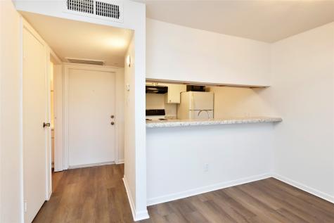 3035 Walnut Bend Lane 15 Houston TX 77042