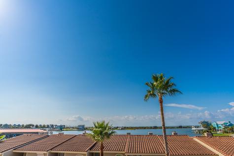 32 Dana Drive Galveston TX 77554