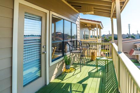 32 Dana Drive Galveston TX 77554