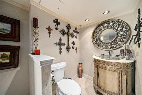 3525 Sage Road 1512 Houston TX 77056