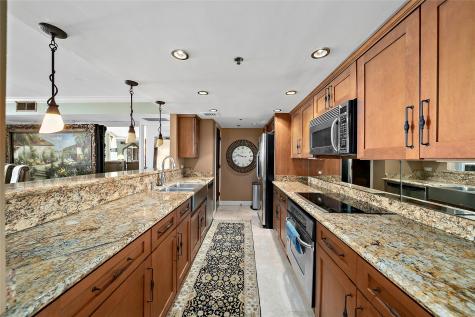 3525 Sage Road 1512 Houston TX 77056