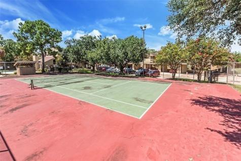 9323 Pagewood Lane Houston TX 77063