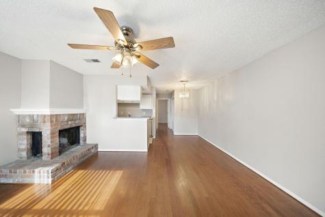 7402 Alabonson Road 506 Houston TX 77088