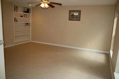 131 Phanturn Lane Bellaire TX 77401