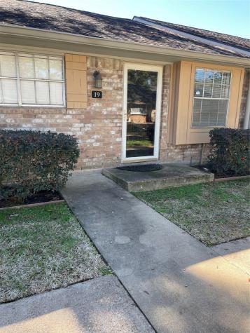 1015 Tri Oaks Lane 19 Houston TX 77043