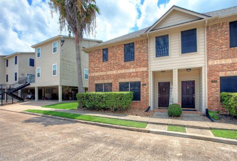 2037 Glencove Drive Seabrook TX 77586