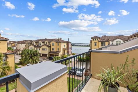 10 Tassia Lane Houston TX 77058
