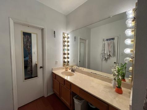 17591 Red Oak Drive Houston TX 77090